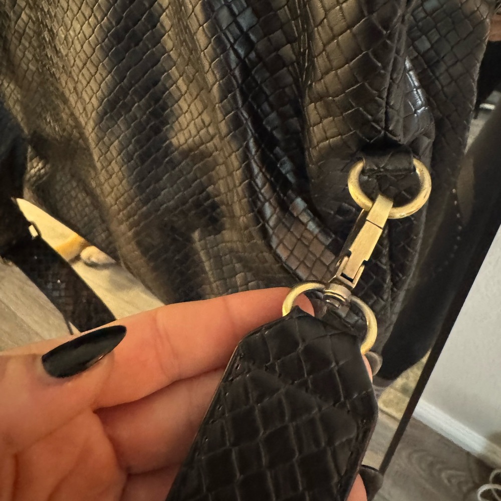 ANTHROPOLOGIE Woven Slouchy Tote Shoulder Vegan Leather Hobo Bag Black - Picture 3 of 8